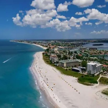 Renovate Large Studio 21-Directly Across Beach Сант Пит Бич Экстерьер фото